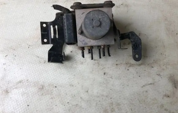 Mini One - Cooper Clubman R55 ABS Pump 6785909 54085237A 15803817