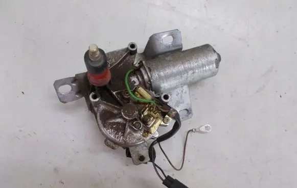 Ford Fiesta Rear window wiper motor 