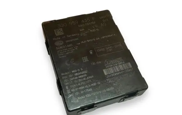 Volkswagen PASSAT B8 Other control units/modules 1Q0959435F 3Q0959435F 00027000