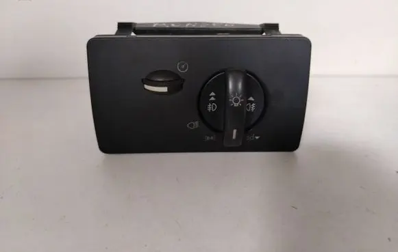 Ford Mondeo Mk III Light switch 1S7T13A024DB