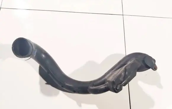 Nissan Note (E11) Air intake hose/pipe 3981027959