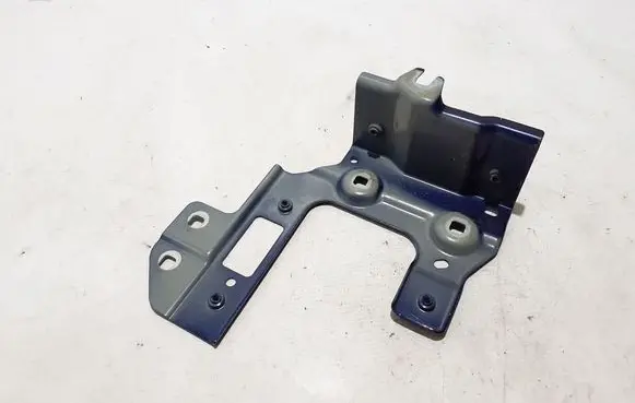 Renault 5 E-Tech Fender mounting bracket 663519305R