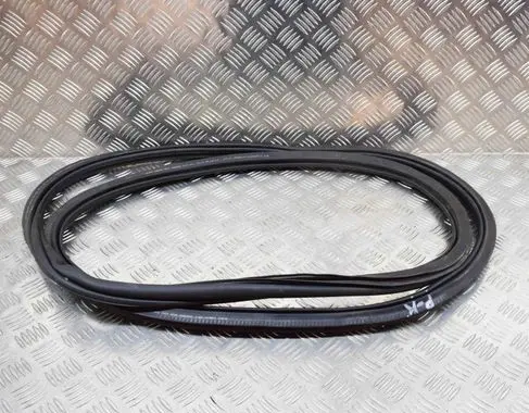 Audi A1 Rubber seal front coupe door 8X3831721C