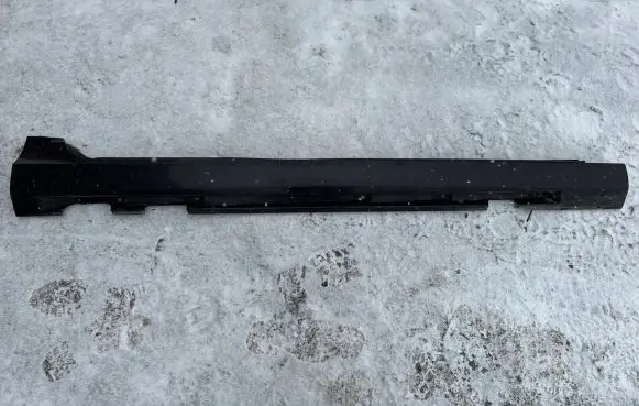 Volvo S60 Sill 31333005