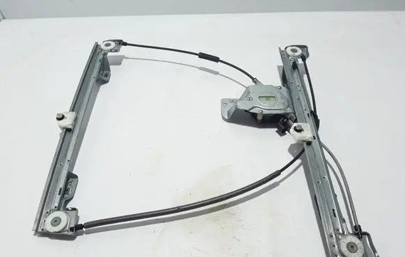 Renault Kangoo II Front window lifting mechanism without motor 807207012R