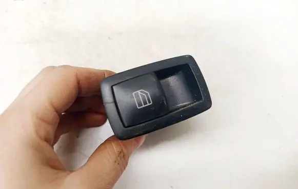 Mercedes-Benz B W245 Electric window control switch A2518200510