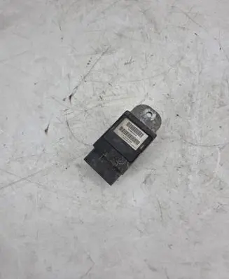 Chrysler Pacifica Coolant fan relay P04868332AE 300321450