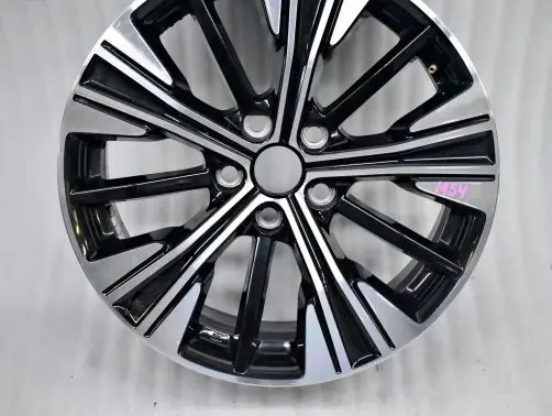 Mitsubishi Outlander R18 alloy rim 