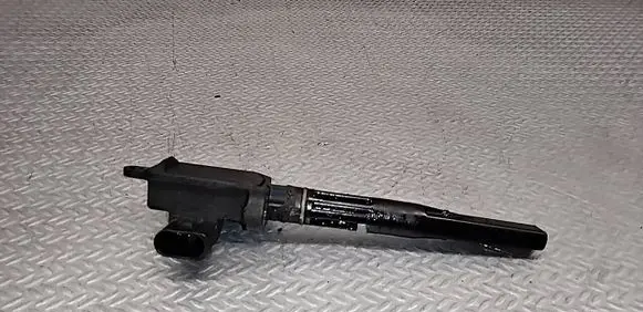 Volkswagen Polo V 6R Oil level sensor 045907660D