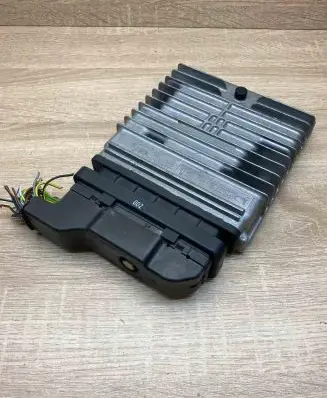 Ford Focus Engine control unit/module ECU 3M5112A650LC 28009672 E2U9A