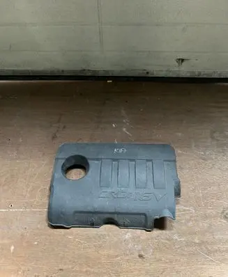 KIA Sportage Engine hood trim 