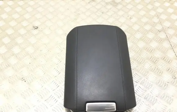Porsche Cayenne (92A) Armrest 7P5863206