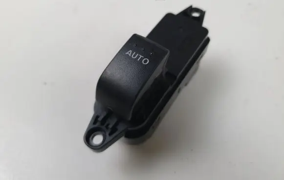 Mazda CX-7 Electric window control switch EG2366370A