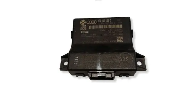 Audi A4 S4 B7 8E 8H Gateway control module 8T0907468D