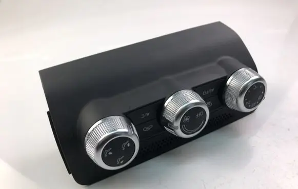 Audi A1 Climate control unit 8X0820043C