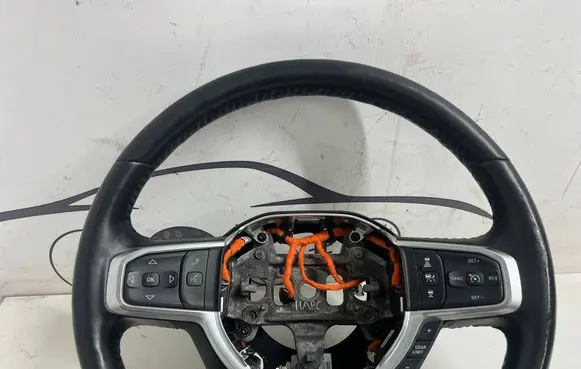 Dodge RAM Steering wheel 68379834AB 641038000D 5YK662X7AG