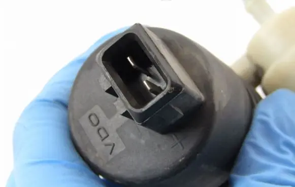 Opel Astra G Windscreen/windshield washer pump