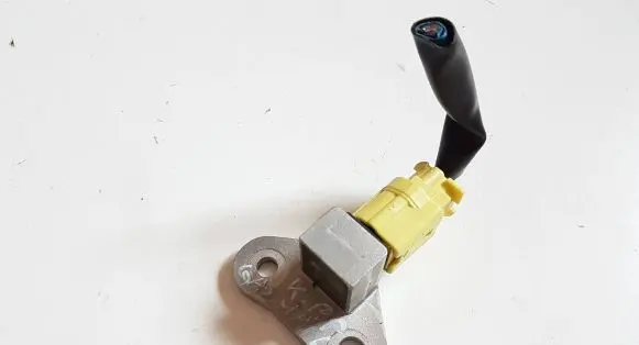 Nissan Qashqai Airbag deployment crash/impact sensor FA1GZ10Z012637