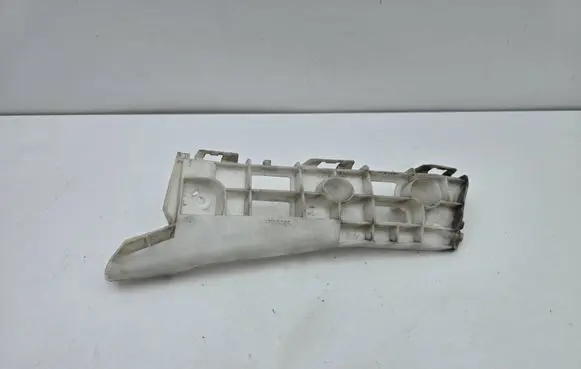 Toyota Prius (XW30) Front bumper mounting bracket 5211647040