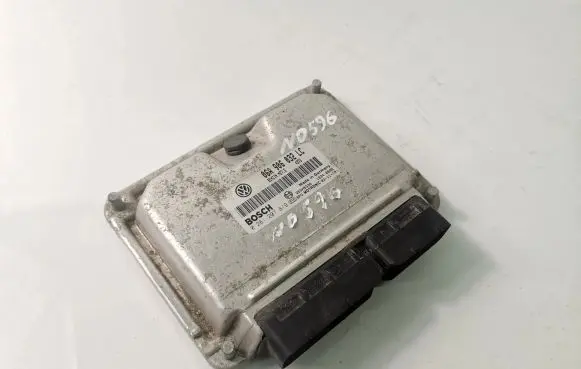 Skoda Octavia Mk2 (1Z) Engine control unit/module 06A906032LC
