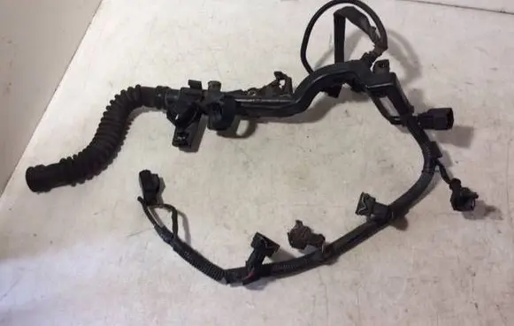 Volvo S40, V40 Fuel injector wires 30864982