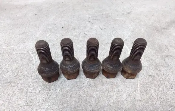 Opel Vectra C Nuts/bolts 