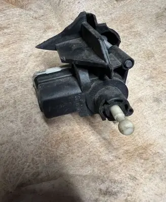 Citroen Berlingo Headlight level adjustment motor VP3CLX13K198AA VP3CLX13K198 VP3CLX13K19