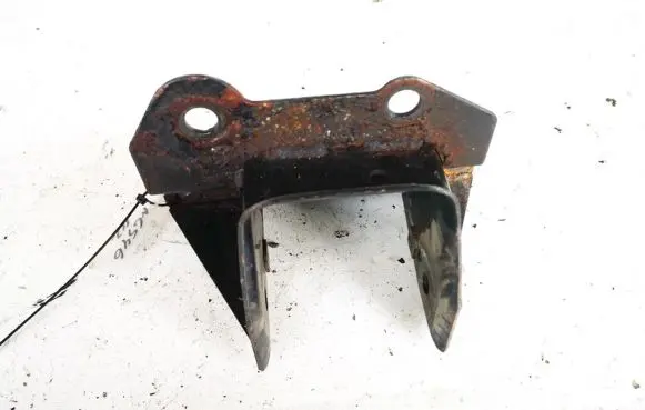 Rover 75 Engine mounting bracket 