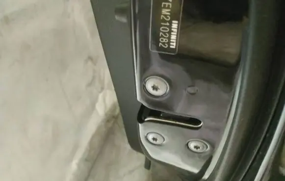 Front door lock