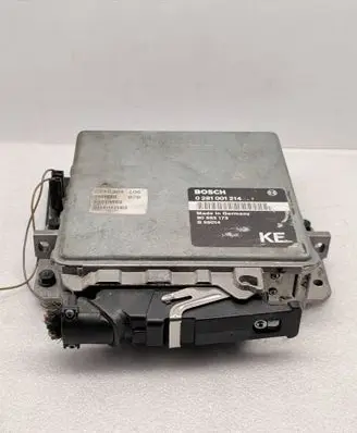 Opel Omega B1 Engine control unit/module 90563173 0281001214 B95014