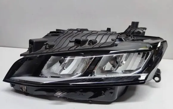 Peugeot 308 Headlight/headlamp 9851673380