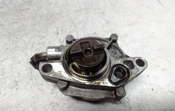 Ford Fiesta Vacuum pump 72814402 03T1860416