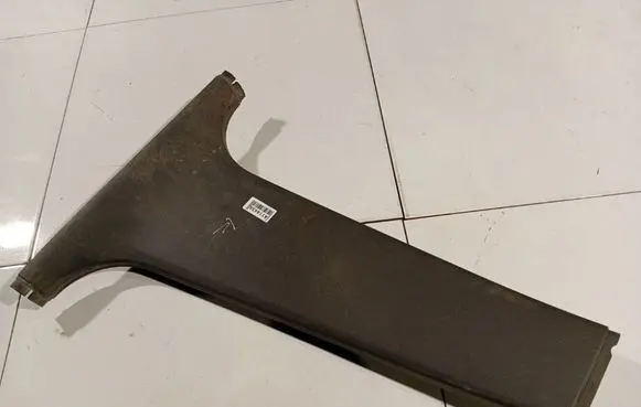 Ford Focus C-MAX (B) pillar trim (top) 3M51R243W07AJW