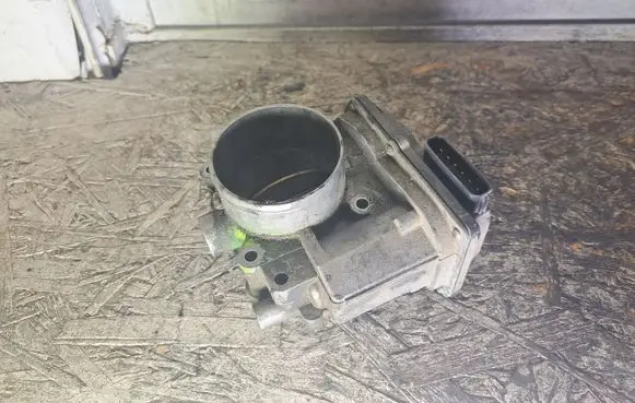 Subaru Forester SH Throttle valve 16112AA260 1M260052 00218