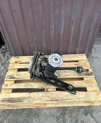 BMW X3 G01 Rear wheel hub spindle/knuckle 6871819 6886913