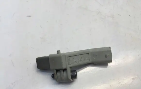 Audi A1 Crankshaft position sensor 04C906433
