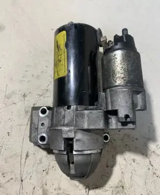 BMW 5 F10 F11 Starter motor 7801203