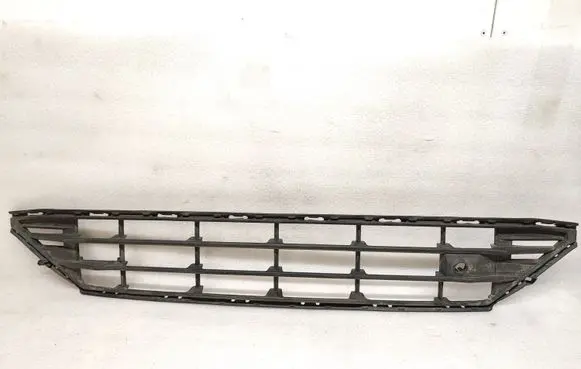 Volvo XC60 Front bumper lower grill 31325175