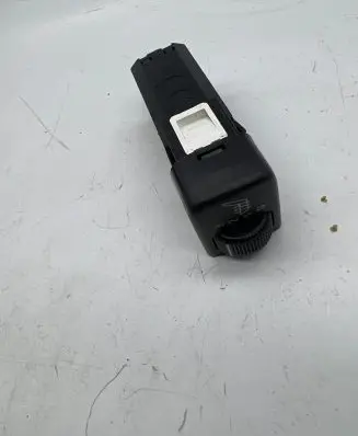 Saab 9-5 Seat heating switch 5471024 W331K
