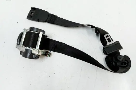 BMW X2 F39 Front seatbelt 7441660