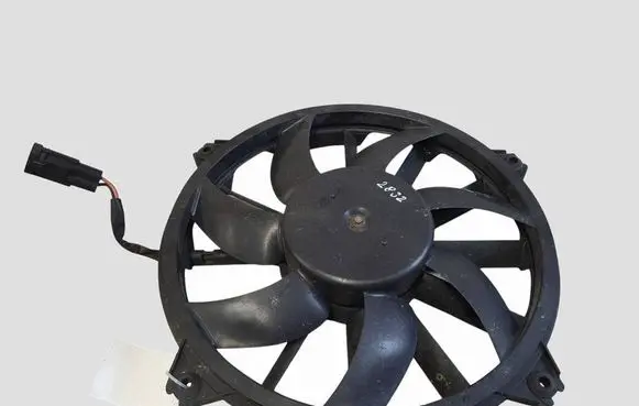 Peugeot 5008 Electric radiator cooling fan 1049874716T