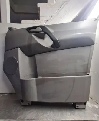 Volkswagen Crafter Front door card panel trim A9067270171 3051782