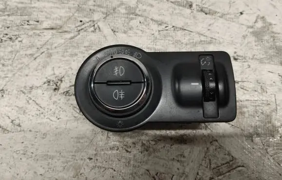 Opel Insignia A Light switch 13268707