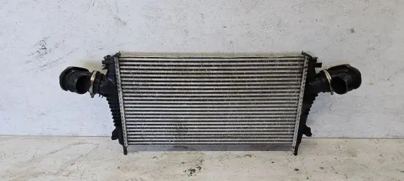 Opel Insignia A Intercooler radiator 13241751 P1831002