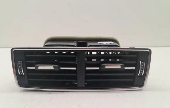 Audi Q7 4M Rear air vent grill 4M0819203C