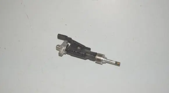 BMW 2 Active Tourer U06 Fuel injector 8744746 13538744746
