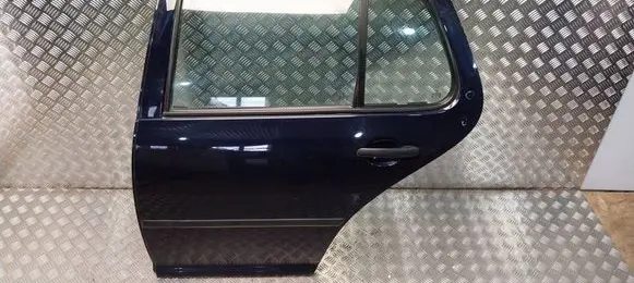 Volkswagen Golf IV Rear door S26372299