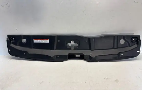 Suzuki SX4 S-Cross Engine bonnet/hood lock trim molding 7237163T0