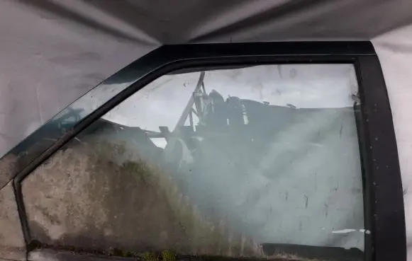Citroen Xantia Rear door window glass
