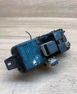 Mitsubishi Space Star Fuse module MB953355 MR318828